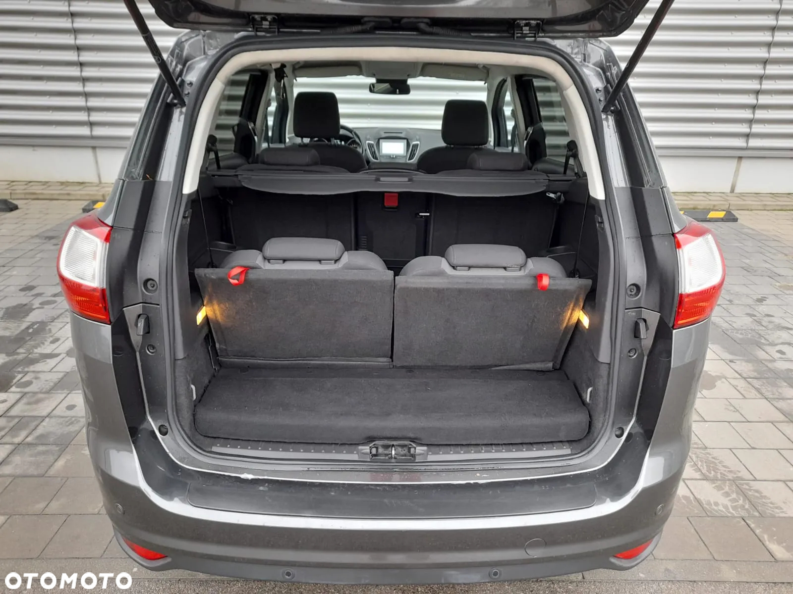 Ford Grand C-MAX Gr 1.5 TDCi Titanium - 19