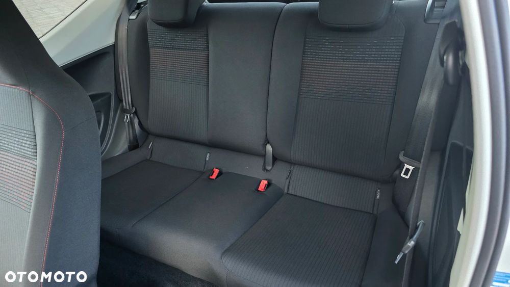 Volkswagen up! sound - 39
