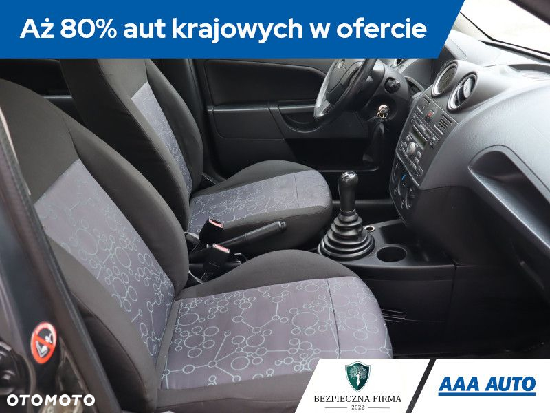 Ford Fiesta - 10