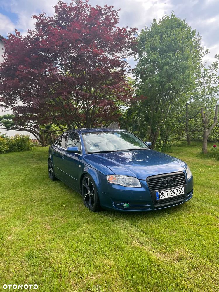 Audi A4 Limousine - 2