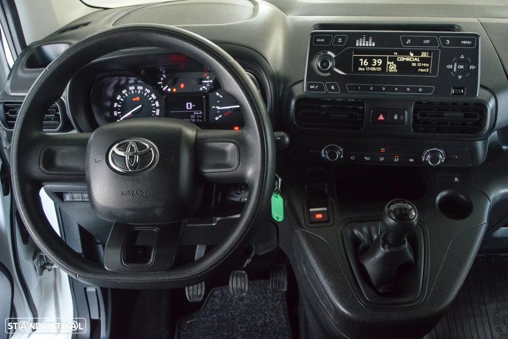 Toyota Proace City 1.5D L2 Comfort 3L - 6