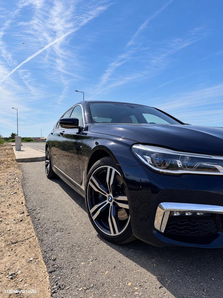 BMW 740 d xDrive Pack M Auto - 9
