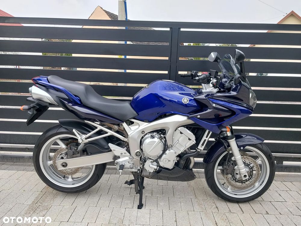 Yamaha FZ6 - 2