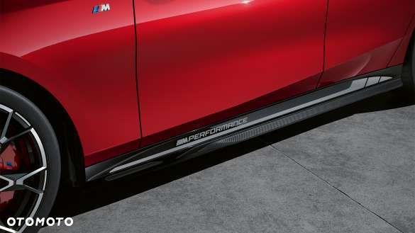 Folia progowa M Performance 5 G60 (82145A8EDC6) - 1