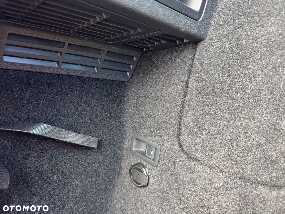 Seat Tarraco 1.4 e-Hybrid DSG FR - 38