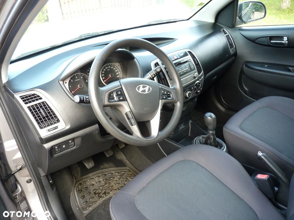 Hyundai i20 1.1 CRDi BlueDrive Comfort - 6