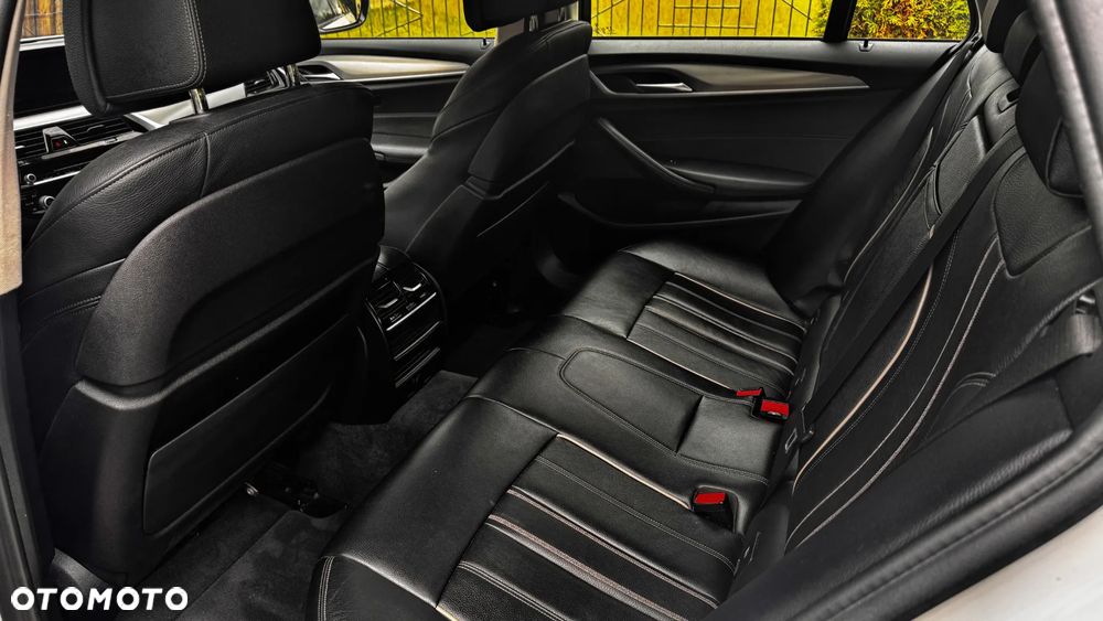 BMW Seria 5 520d xDrive Sport Line sport - 15