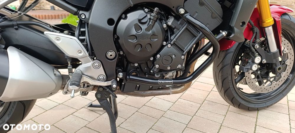 Yamaha FZ - 26