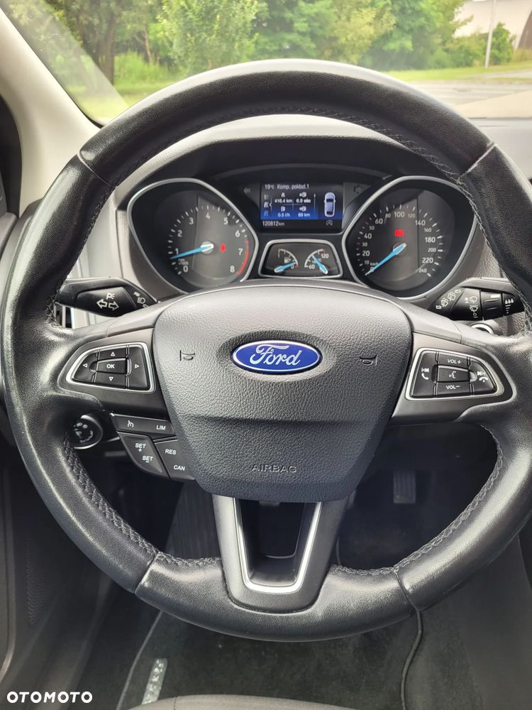 Ford Focus 1.0 EcoBoost Titanium - 19