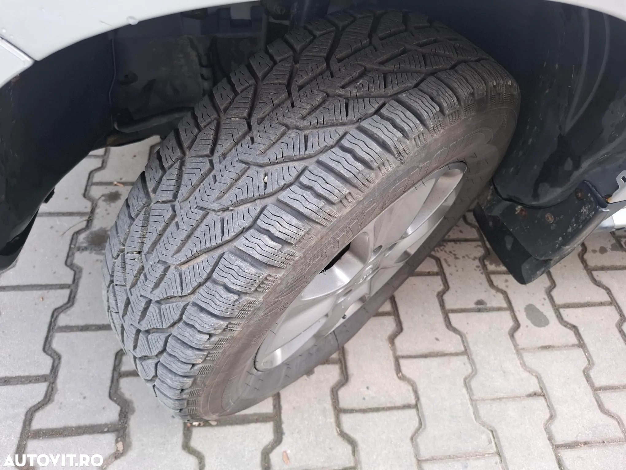 Dacia Duster 1.5 dCi 4x4 Laureate - 10