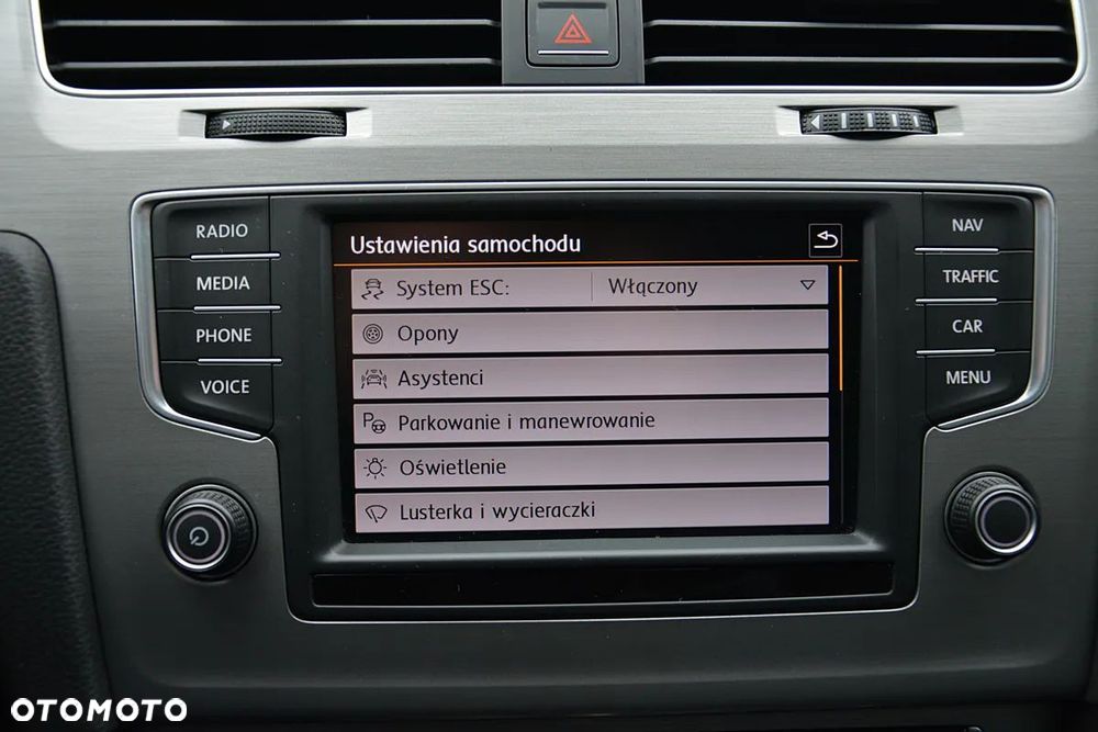 Volkswagen Golf 1.4 TSI ACT BlueMotion Technology Highline - 35