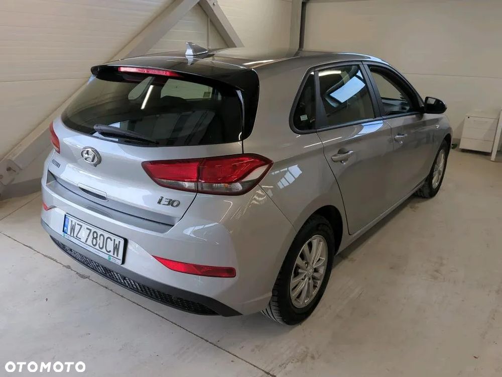 Hyundai i30 1.5 DPI Classic + - 4