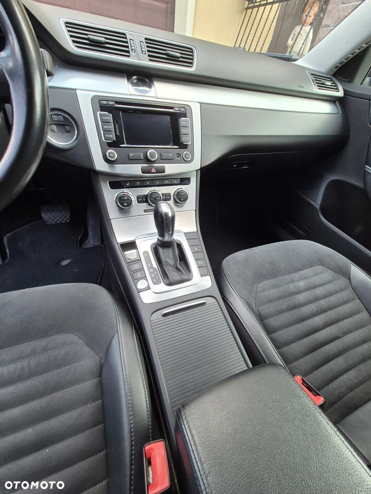 Volkswagen Passat 2.0 TDI Highline DSG - 14