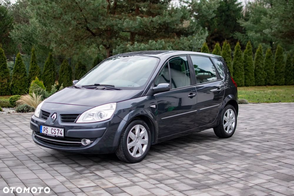 Renault Scenic - 1