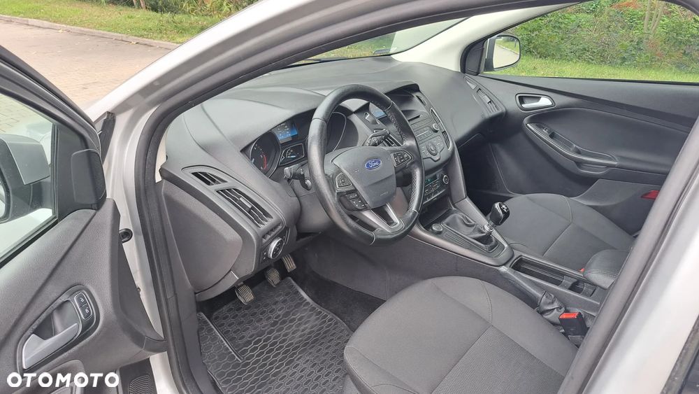 Ford Focus - 6