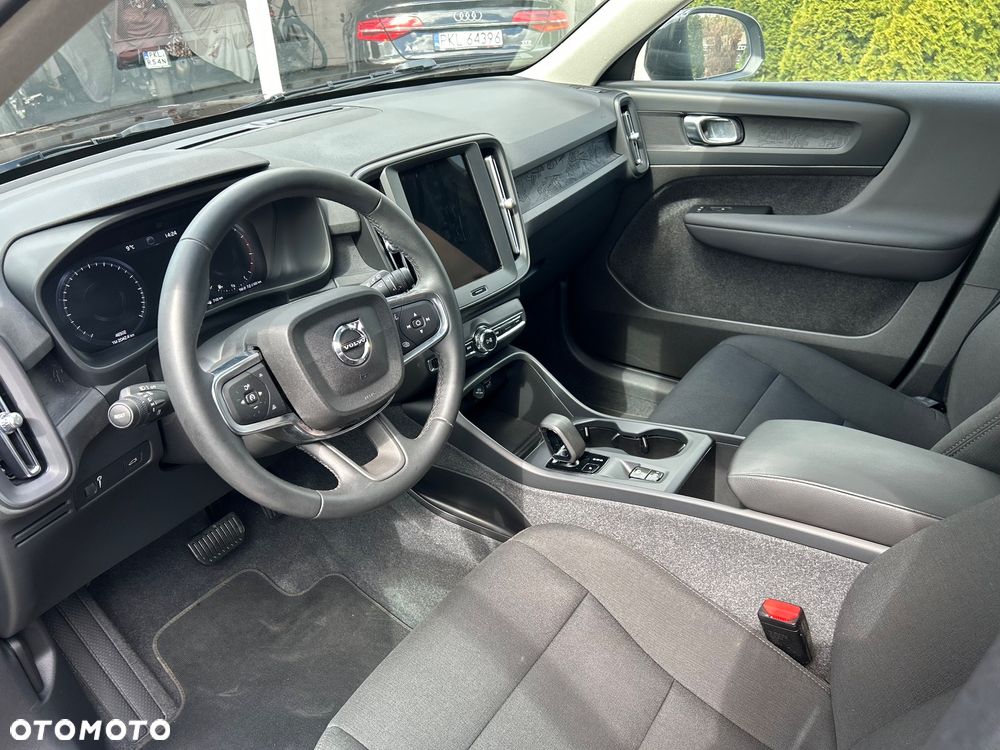 Volvo XC 40 T2 Essential - 11