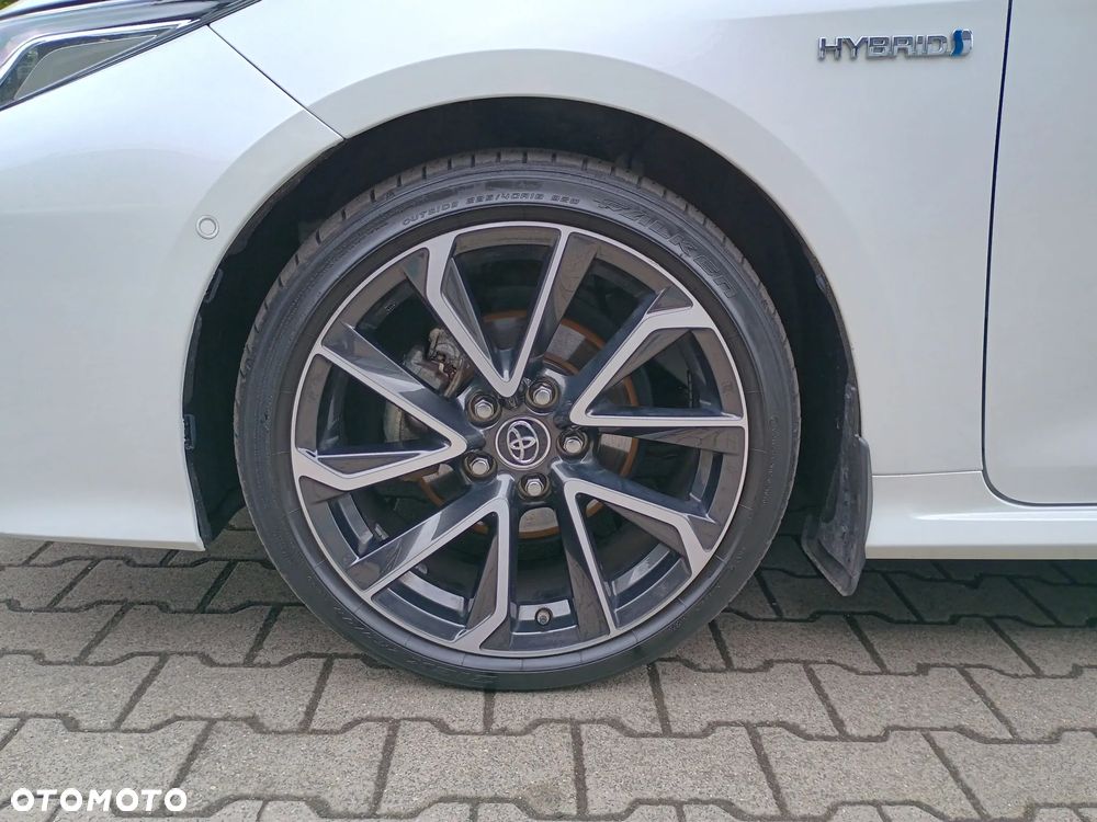 Toyota Corolla 1.8 Hybrid Executive - 19