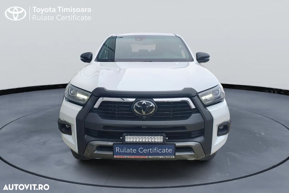 Toyota Hilux 2.8D 204CP 4x4 Double Cab AT Invincible - 2