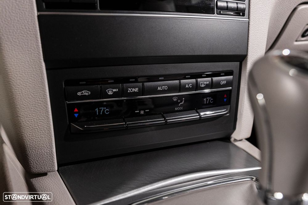 Mercedes-Benz E 220 CDi Avantgarde BlueEfficiency - 17