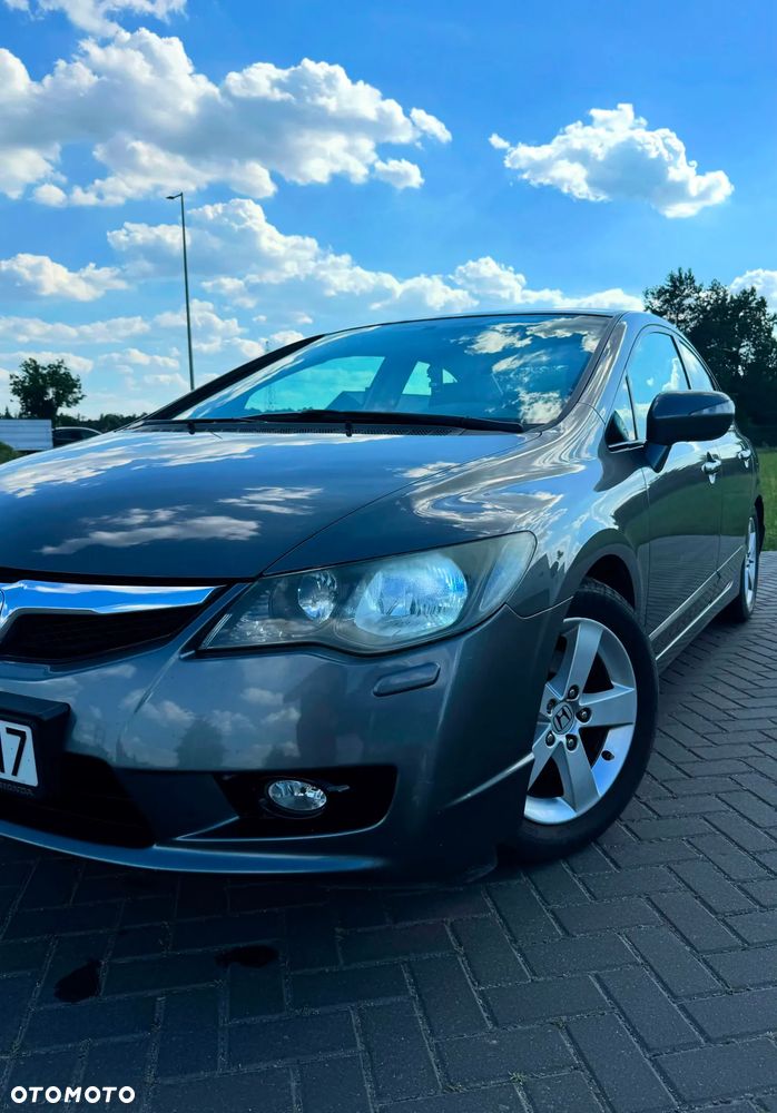 Honda Civic 1.8 Executive - 2