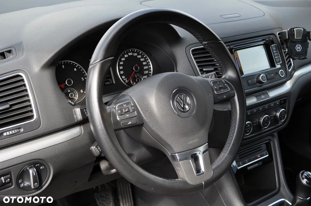 Volkswagen Sharan 2.0 TDI Comfortline - 16
