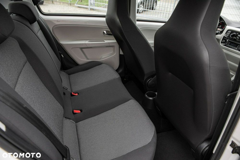 Volkswagen up! - 23