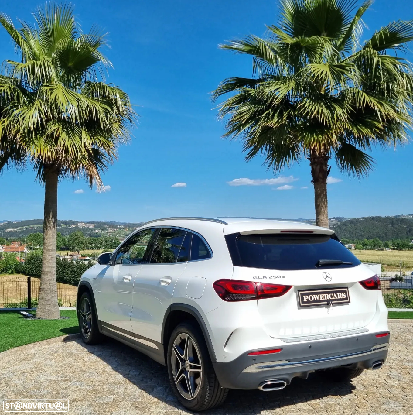 Mercedes-Benz GLA 250 e AMG Line - 4