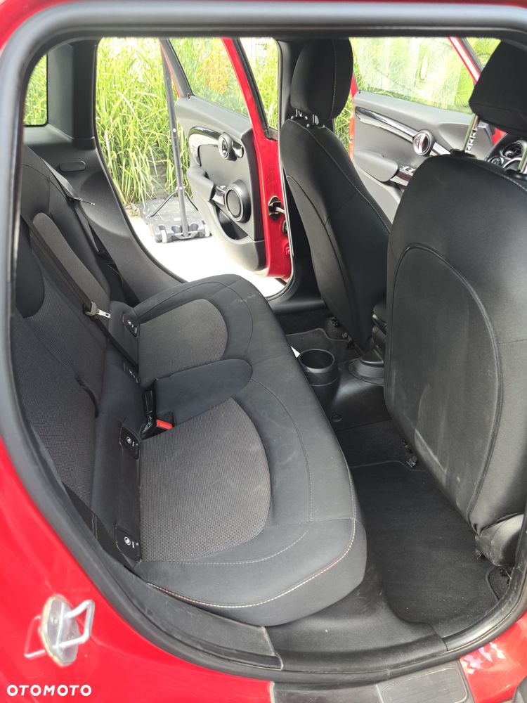 MINI Cooper Essential Trim - 30