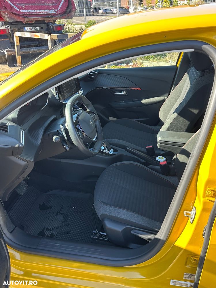 Peugeot 208 1.2 L PureTech STT EAT8 Active Pack - 5