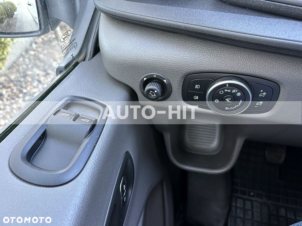 Ford Transit - 23