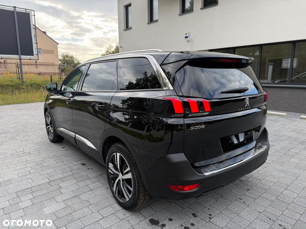Peugeot 5008 BlueHDi 130 EAT8 Allure - 4