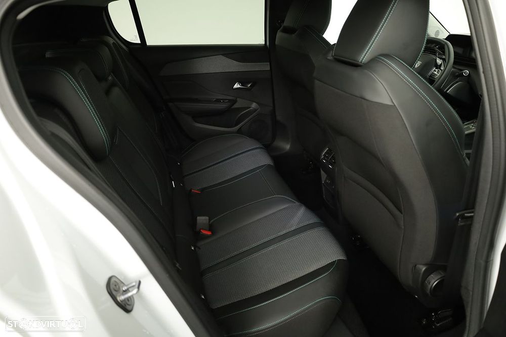 Peugeot 308 1.6 Hybrid Allure Pack e-EAT8 - 23