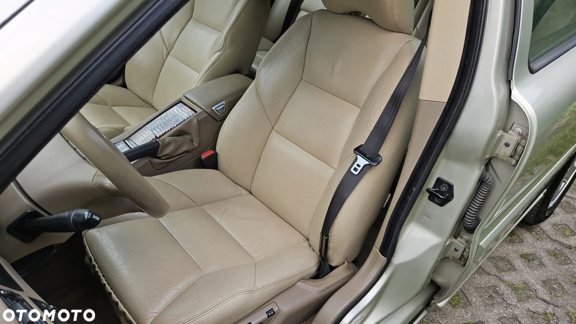 Volvo V70 2.5T AWD Summum - 17