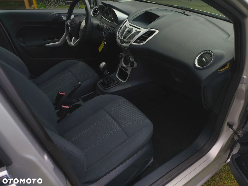 Ford Fiesta 1.25 Titanium EU5 - 22