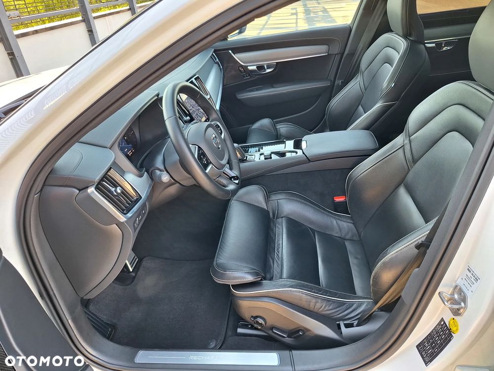 Volvo V90 T8 AWD Plug-In Hybrid R-Design - 19
