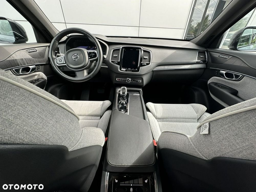 Volvo XC 90 - 23