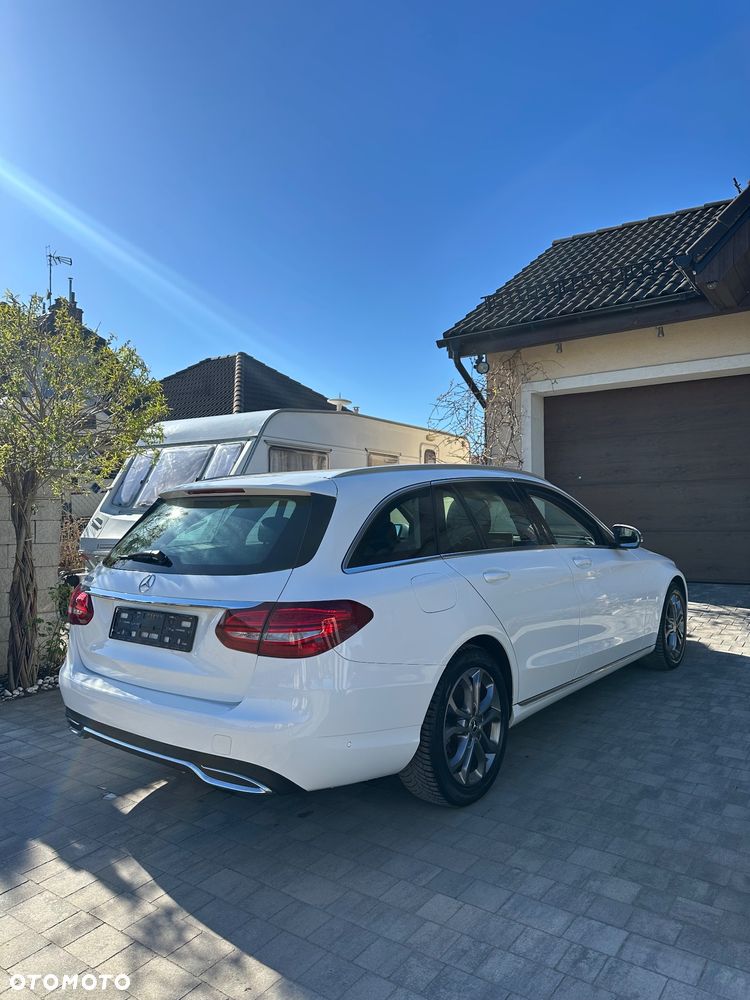 Mercedes-Benz Klasa C 200 9G-TRONIC Exclusive - 9
