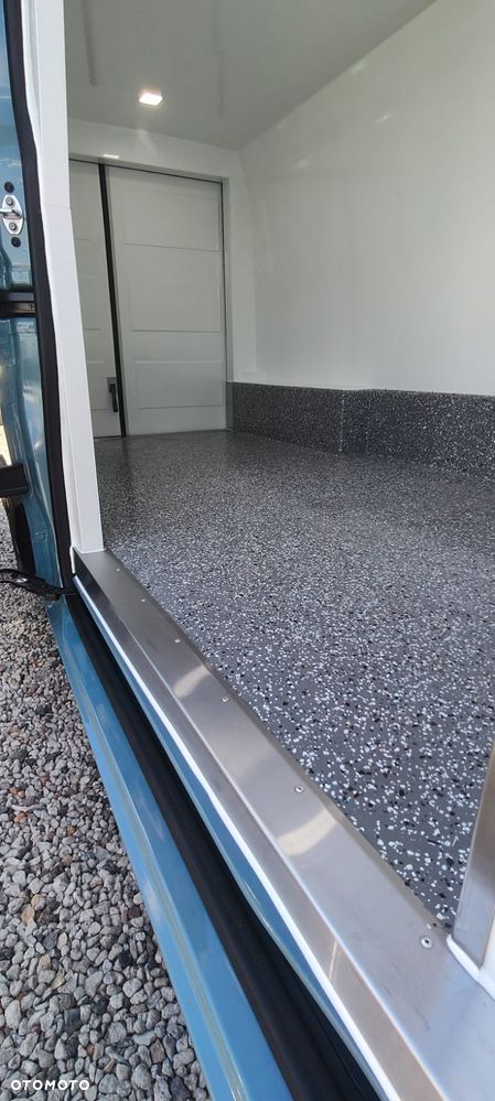 Renault Master L3H2 Izoterma z agregatem ZANOTTI Z 350 GH - 9