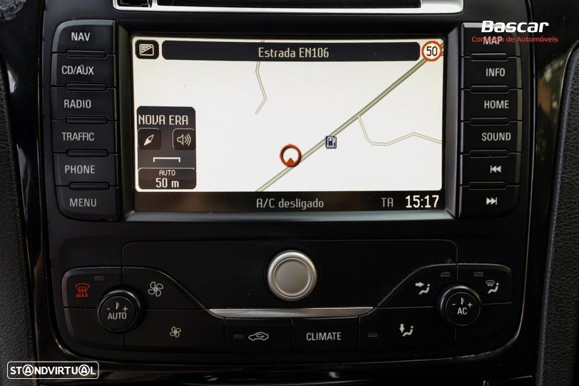 Ford S-Max 2.0 TDCi Titanium 7L - 23