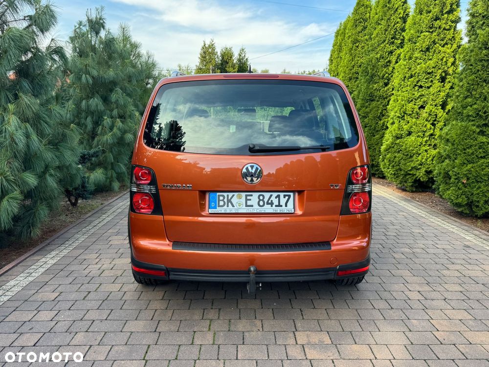 Volkswagen Touran 1.4 TSI Cross - 9