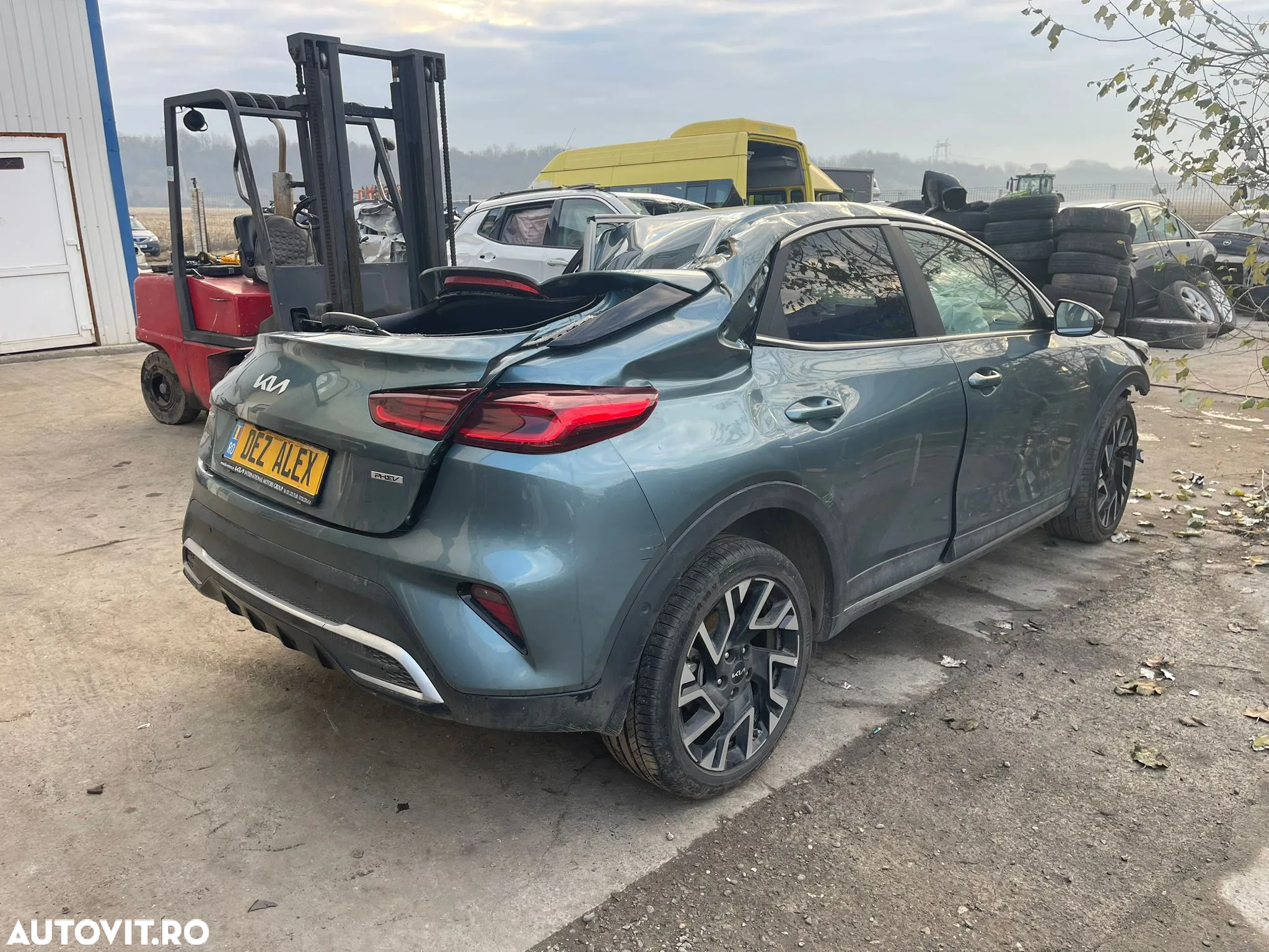 Dezmembrari Kia CEED 2023 / 1.6 Hybrid - 3