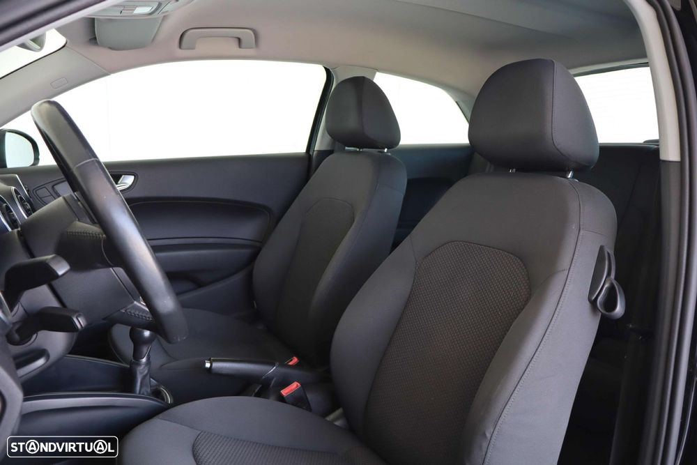 Audi A1 1.2 TFSI Admired - 32