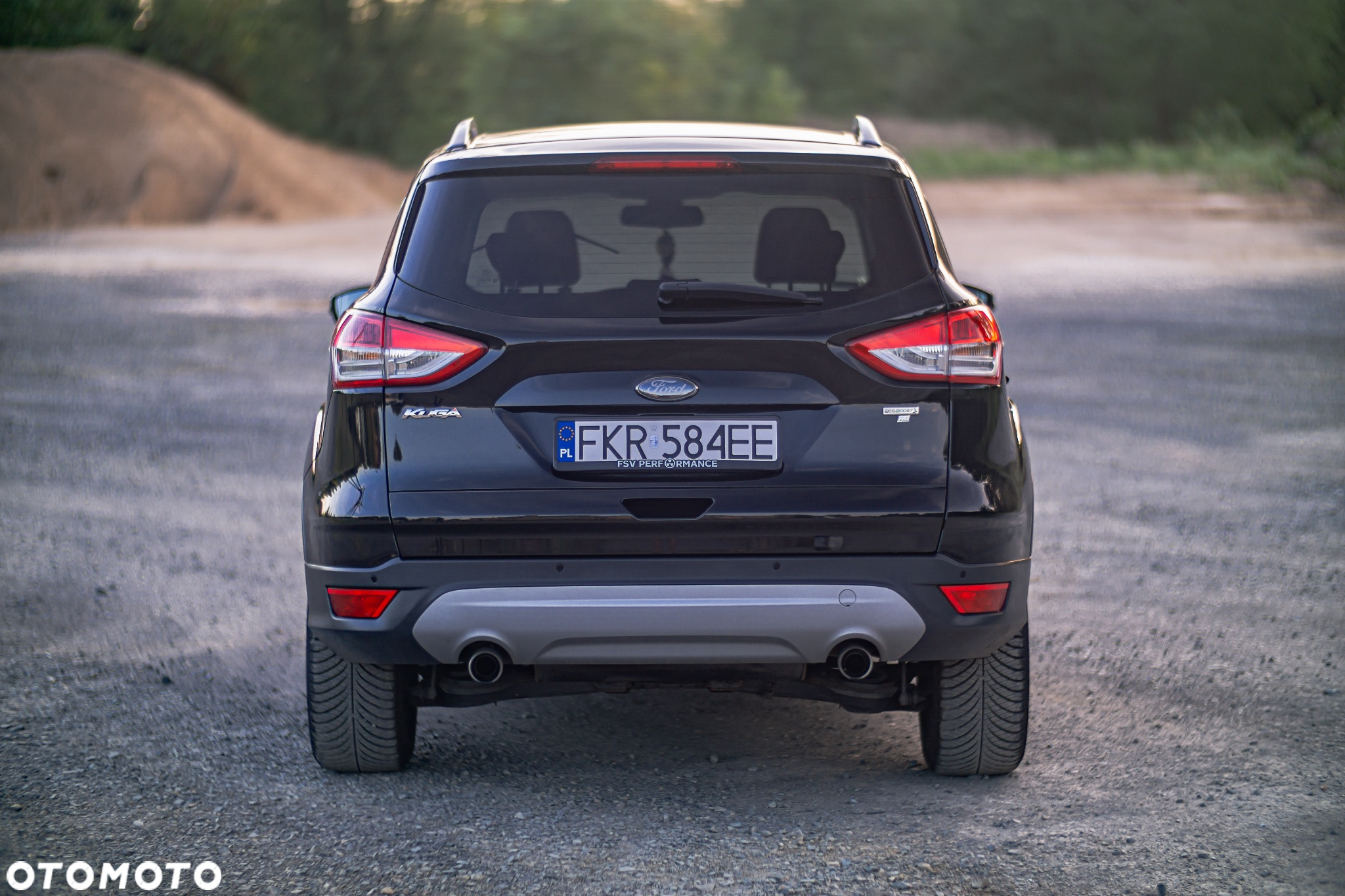 Ford Kuga 1.6 EcoBoost 2x4 Individual - 3