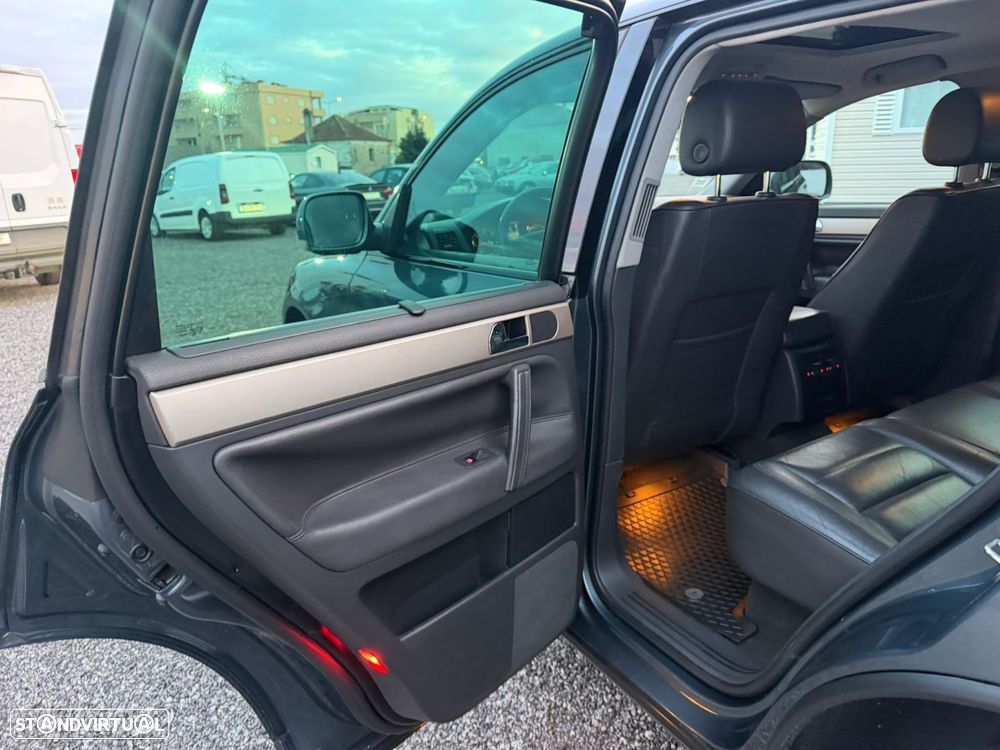 VW Touareg 3.0 TDI V6 Tiptronic - 15