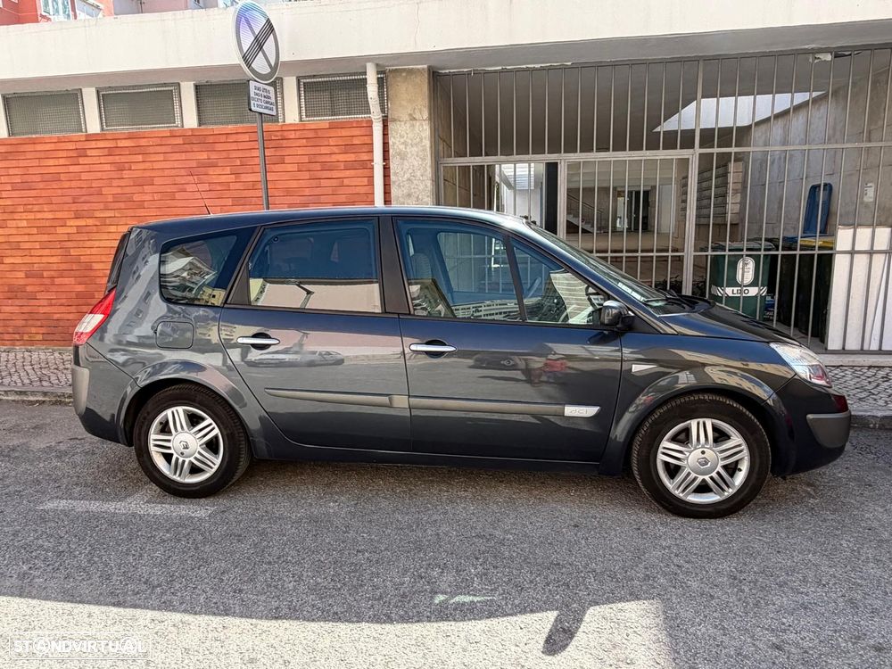 Renault Grand Scénic - 2