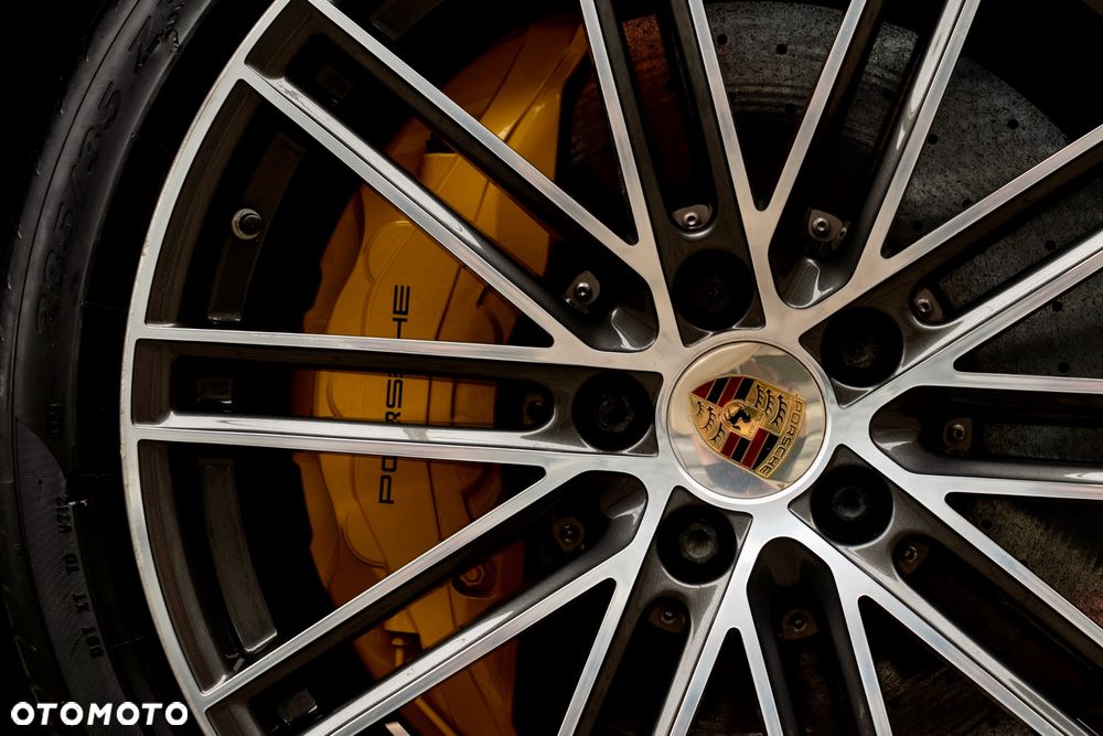 Porsche Cayenne - 11