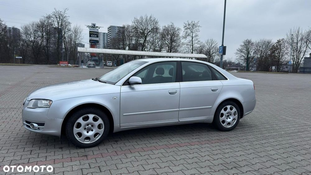 Audi A4 Limousine 2.0 TDI - 6