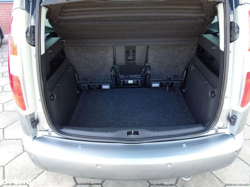 Skoda Roomster 1.4 16V Fresh - 11