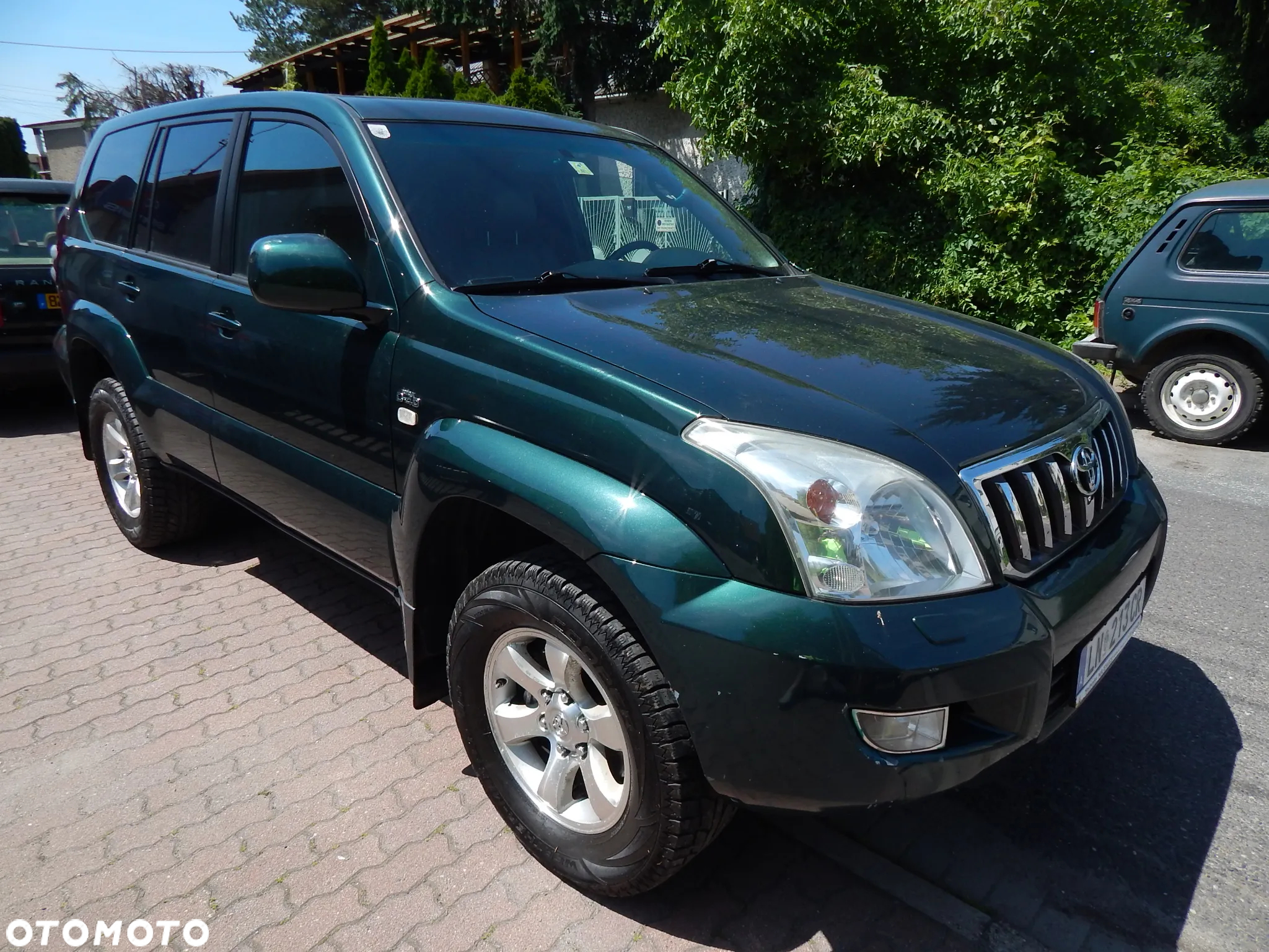 Toyota Land Cruiser - 4