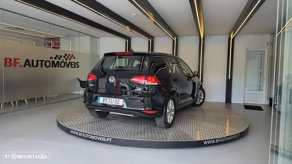 VW Golf 1.6 TDi Trendline BlueMotion - 18